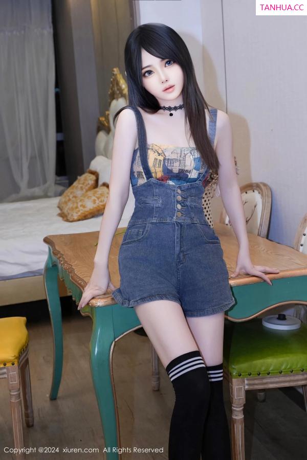   [XiuRen]高清写真图 2024.05.09 No.8508 林月月 黑丝美腿第21张图片